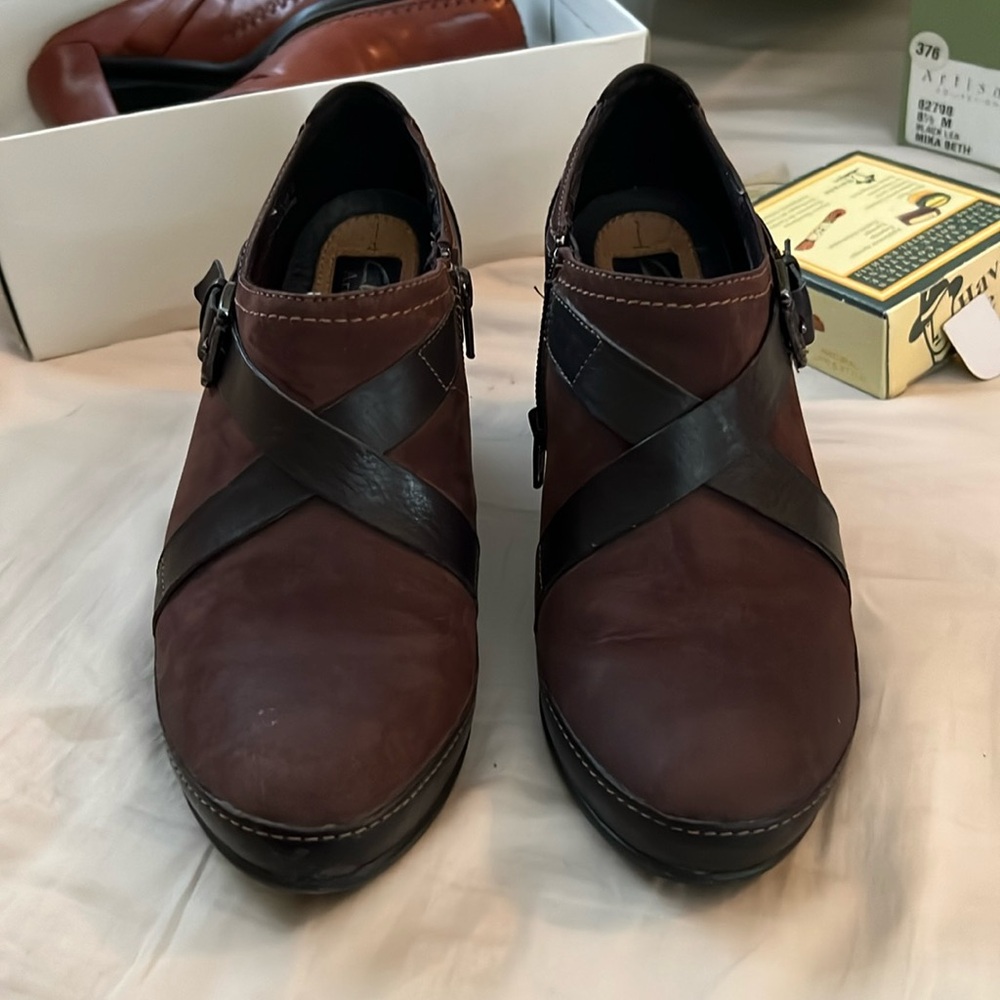 Clark’s Artisan shoes, brown suede with leather straps.